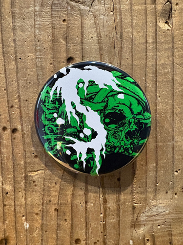 画像1: SHOCKER PUSHEAD BANDAGE SKULL 2025 57mm BADGE (1)
